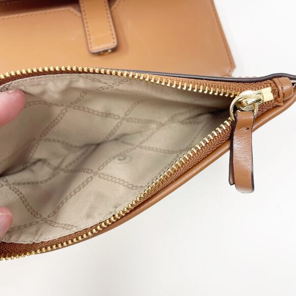 MK Michael Kors Signature Tan Brown Leather Trifold Wallet Gold Hardware Wrist - Picture 10 of 10